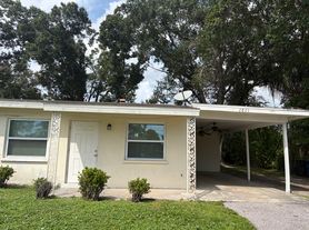 2821 Bentley St, Sarasota, FL