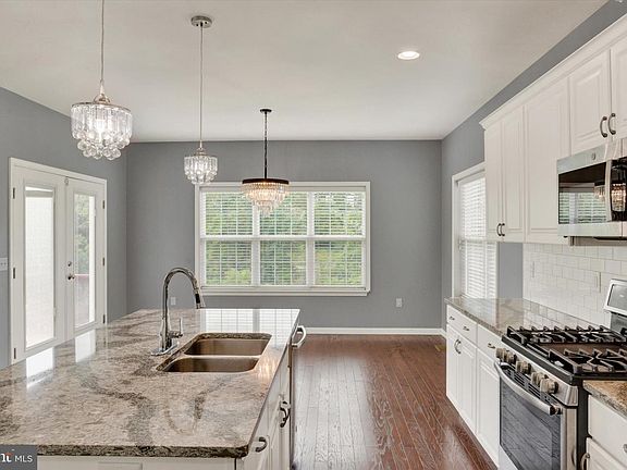 2nd image of 6038 Station Circle Rd