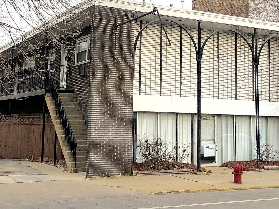 1st image of 4930 W Diversey Ave APT 2