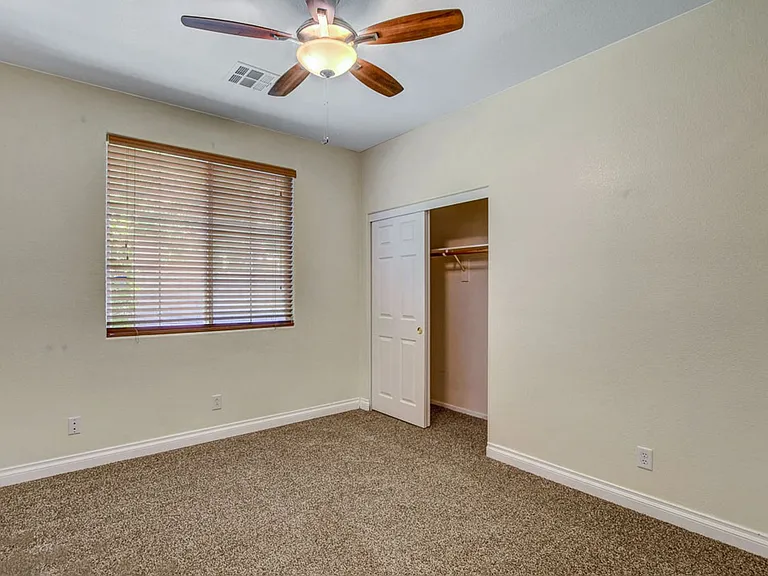 8737 Radiant Ruby Ave — Photo 28