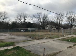 7127 N Shepherd Dr, Houston, TX 77091