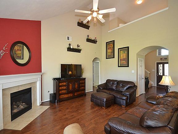 4th image of 15106 Petal Rose Ct