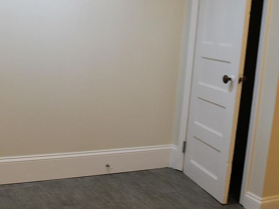 5th image of 408 Summer St APT B1