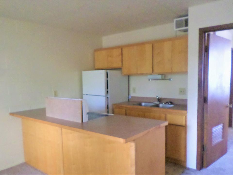 Courtyard Apartments 422 N Cedar Ave Owatonna MN Zillow