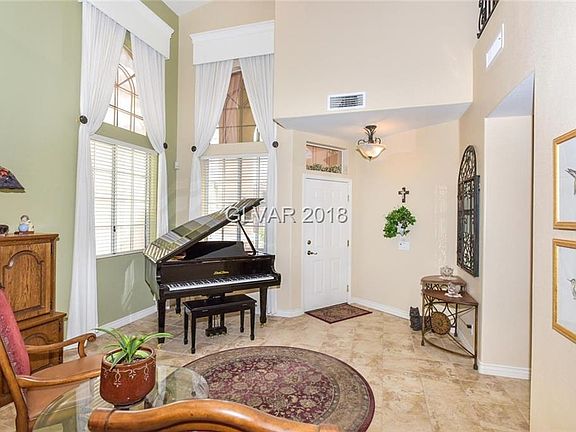3rd image of 9628 Crimson Ave