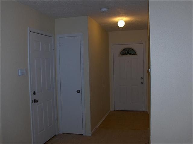 1st image of 9327 Crescent Moon Dr