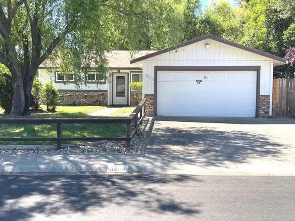 3206 Kathy Way, Loomis, CA 95650