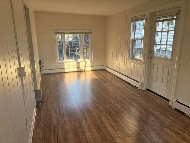 2 bed, 1.0 bath, 1100 sqft, $2,000 — Photo 4