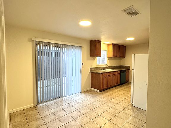 3rd image of 9109 Cherbourg Way