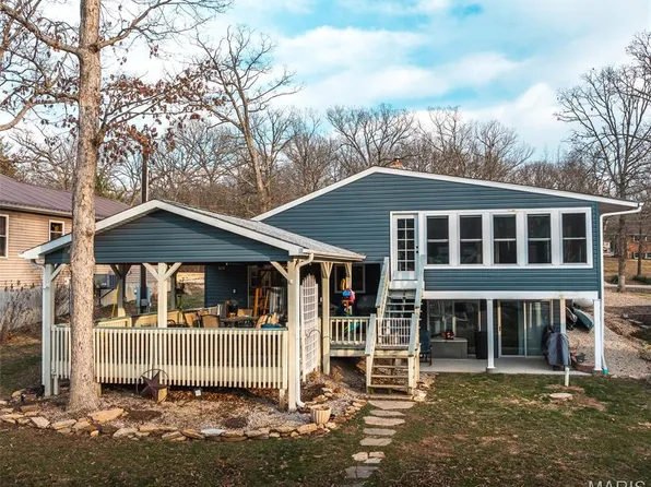 1912 Lakeshore Dr, Cuba, MO 65453