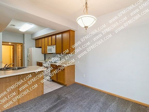 4th image of 2312 NW Ashton Ln Unit 1