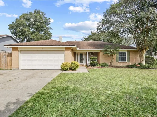 452 Pine Shadows Dr, Slidell, LA 70458