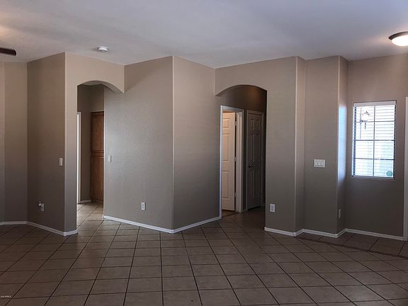 4th image of 16825 W Post Dr