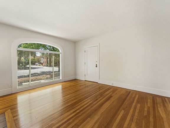 3rd image of 3401 J St #1-4