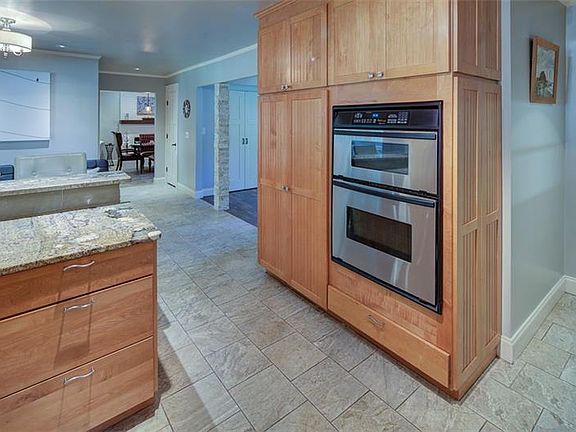 4th image of 3351 Meadowind Ct NE