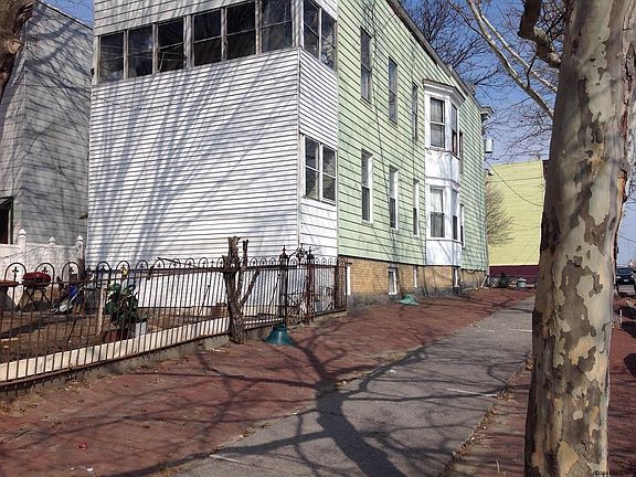 2nd image of 2 Dana Ave