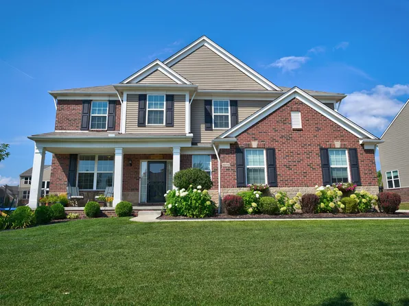 6074 Topaz Cir, Grand Blanc, MI 48439