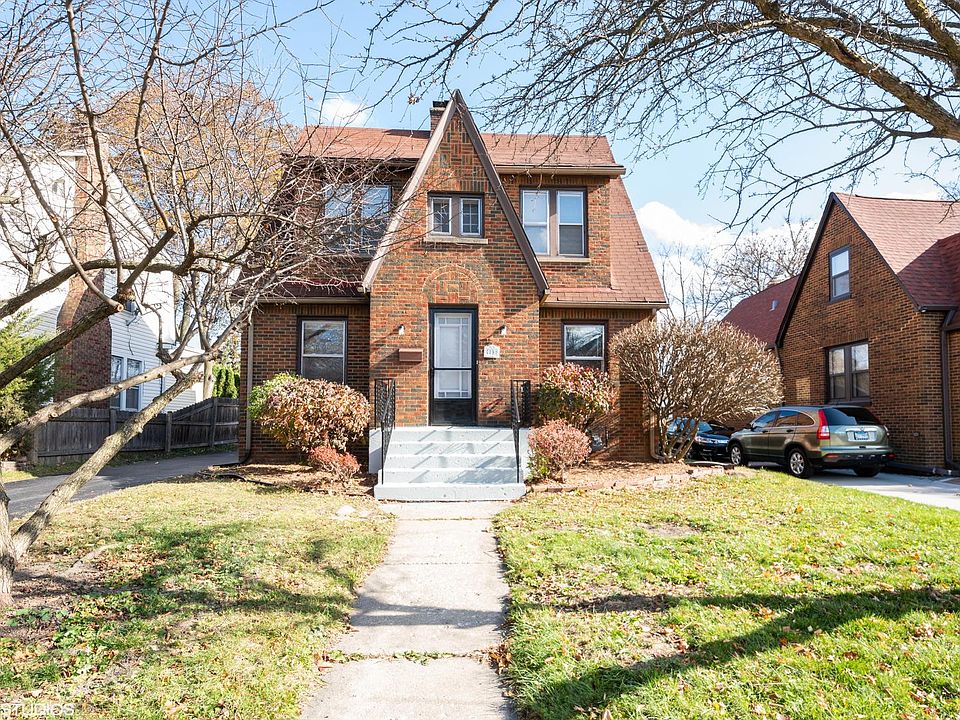 1st image of 619 N Elmwood Ave