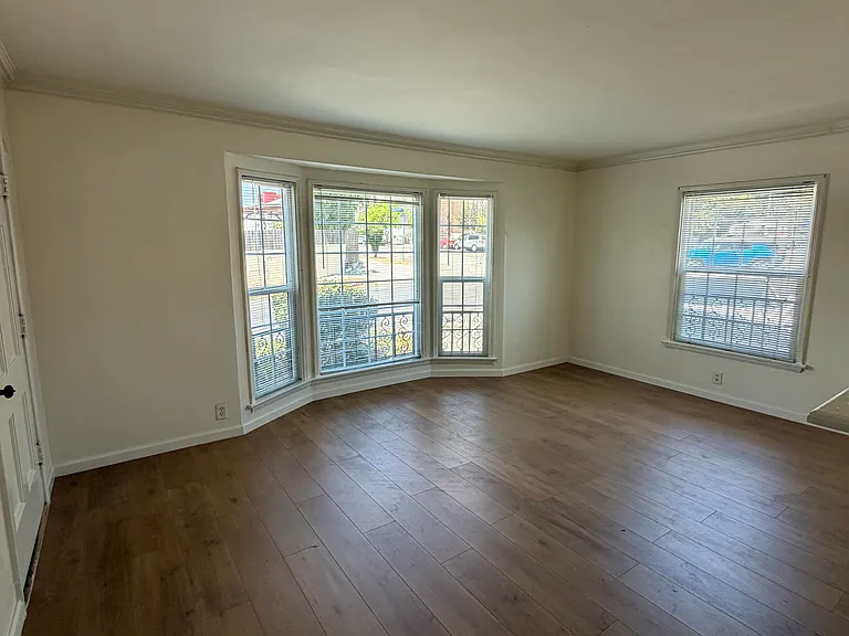 314 N Saint Andrews Pl #3 — Photo 17