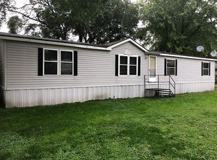210 Grant St, Glencoe, MN 55336