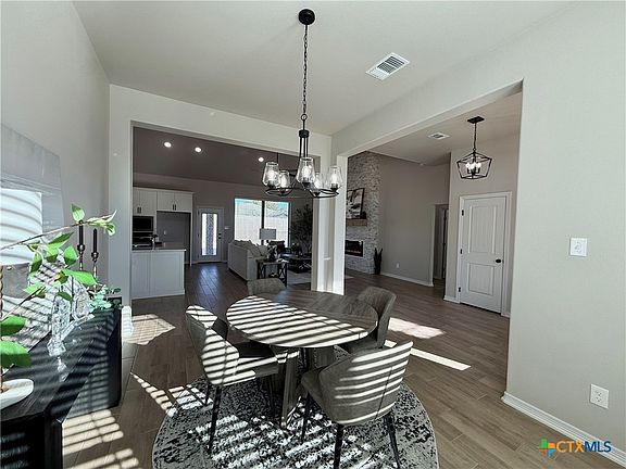 5th image of 203 Lasso Loop