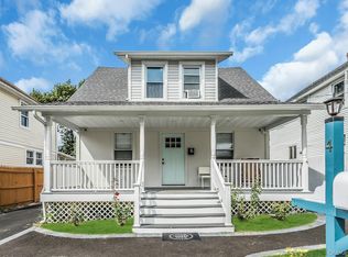 4 W 11th St, Huntington Station, NY 11746