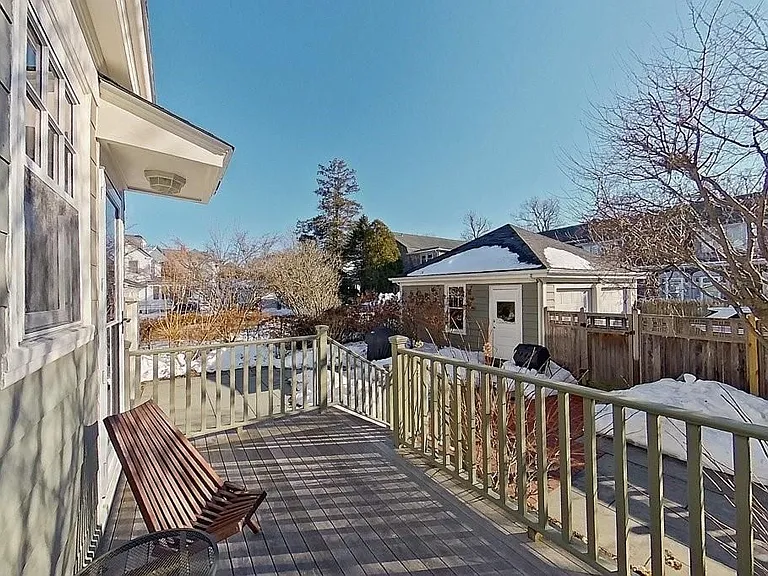 27 Cranston Ave — Photo 20