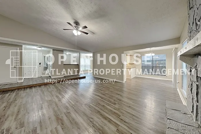 1207 Ridgeside Dr NW — Photo 5