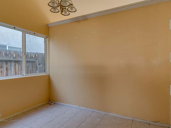 4th image of 10115 Marco Polo Ave