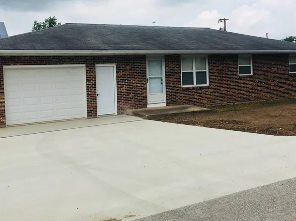 6745 North St, Fort Loramie, OH 45845