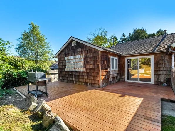 4122 F St, Eureka, CA 95503