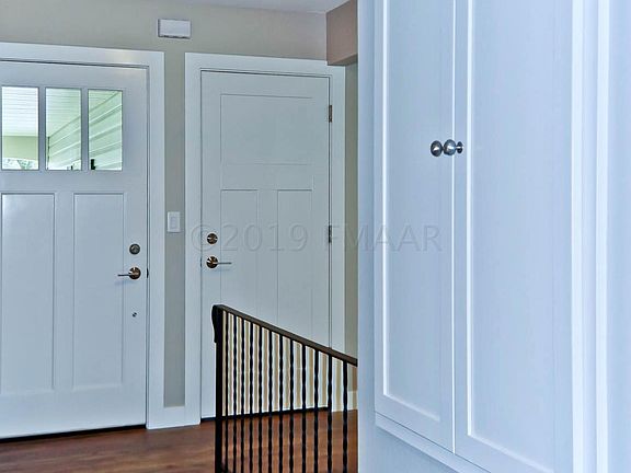 4th image of 1011 Southwood Dr S