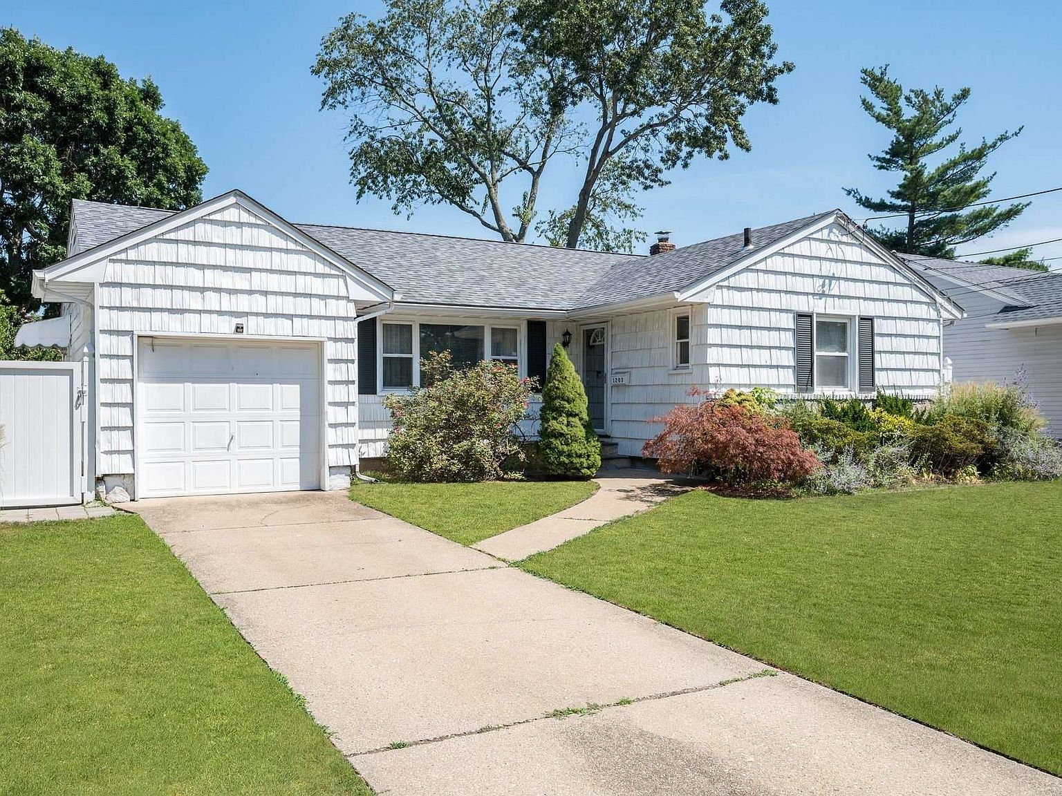 1203 East Meadow Road, Merrick, NY 11566 Zillow