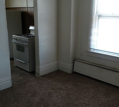 2nd image of 108 N 23rd St APT 7