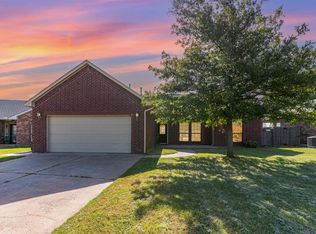 4836 Rocky Rd, Yukon, OK 73099
