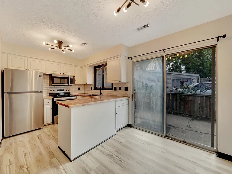 5707 Ballard Ave #5709 — Photo 1