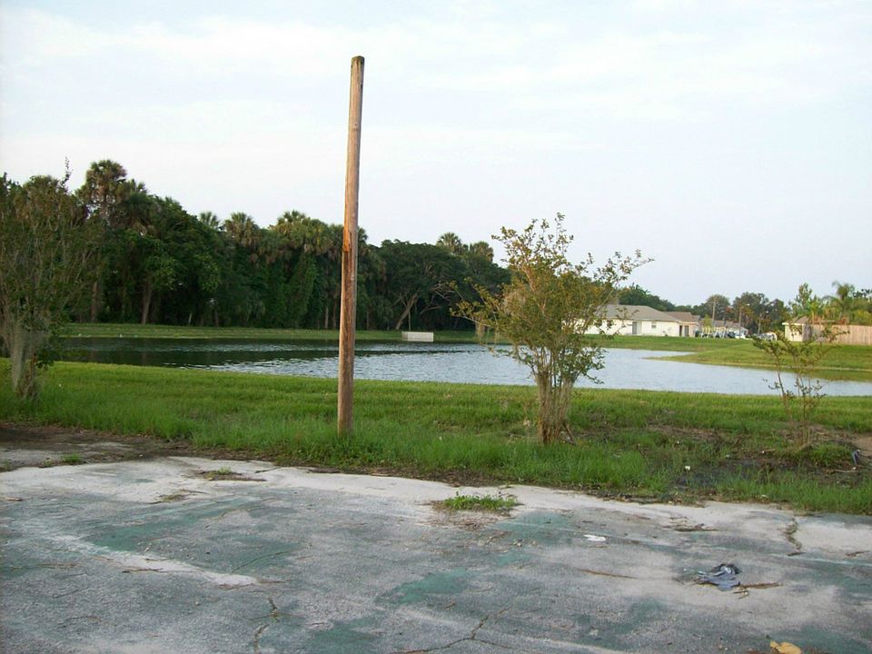 1st image of Brisson Ave