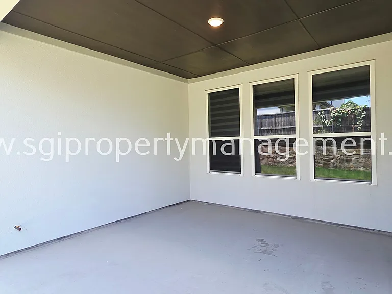 10870 Grayhead Dr — Photo 34