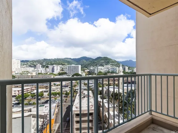 1314 Kalakaua Ave APT 1214, Honolulu, HI 96826
