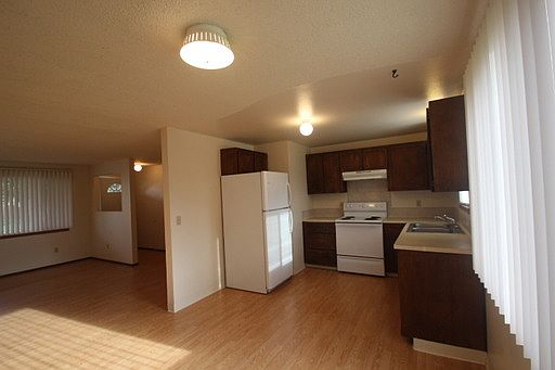 4th image of 3502 NE 135th Ave