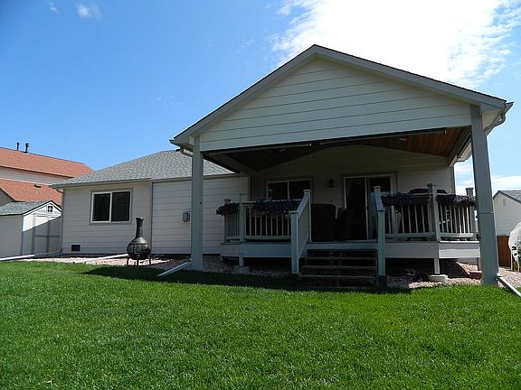 Covered Trex Deck & sunshade