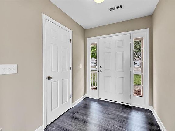 5th image of 3911 Bluestem Dr