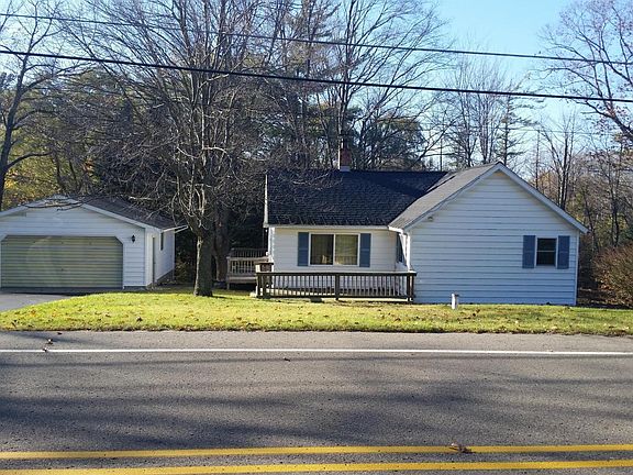 2nd image of 2575 N Lakeshore Dr