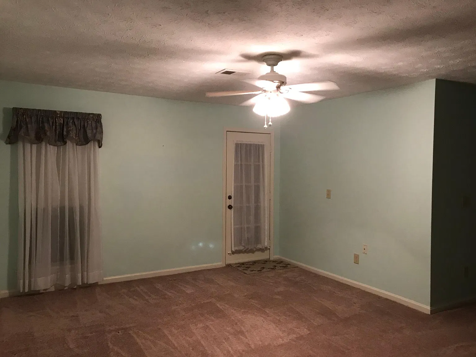 134 Sandalwood Circle — Photo 2