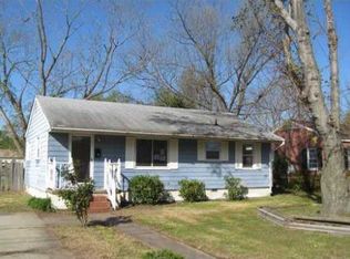 18 Gumwood Dr, Hampton, VA 23666