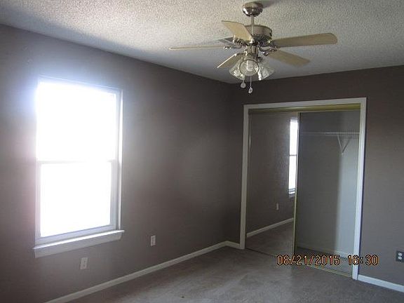 4th image of 15505 E 48th St