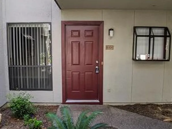 3435 W DANBURY Drive #B104, Phoenix, AZ 85053