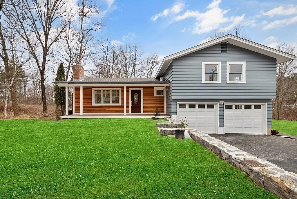 6 Clinton St, Amesbury, MA 01913 Zillow