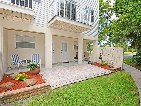 3rd image of 8253 Eagles Park Dr N