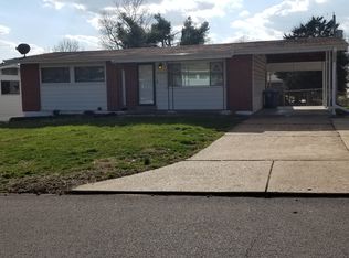 10339 Bon Oak Dr, Saint Louis, MO 63136